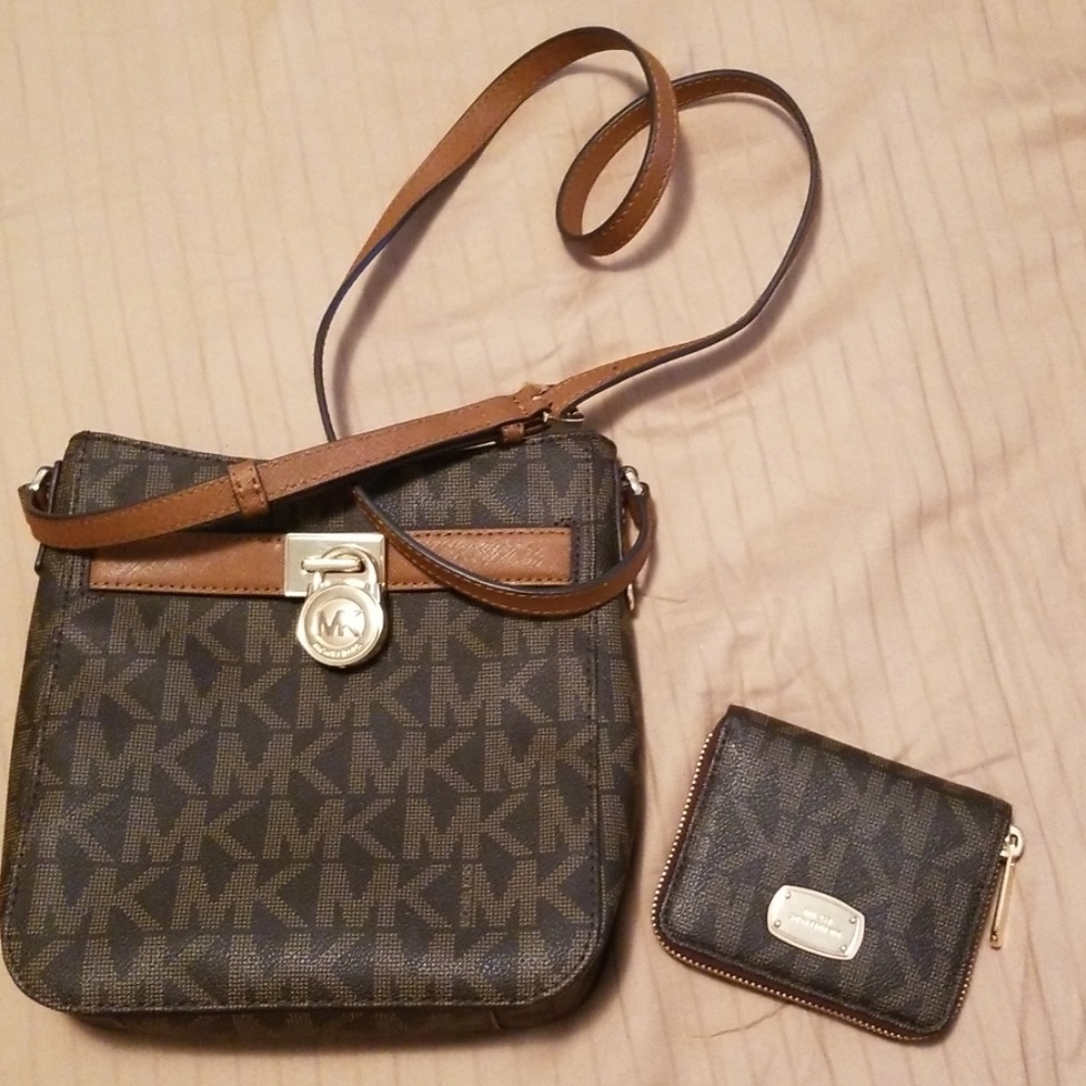 Michael Kors crossbody purse with matching wallet